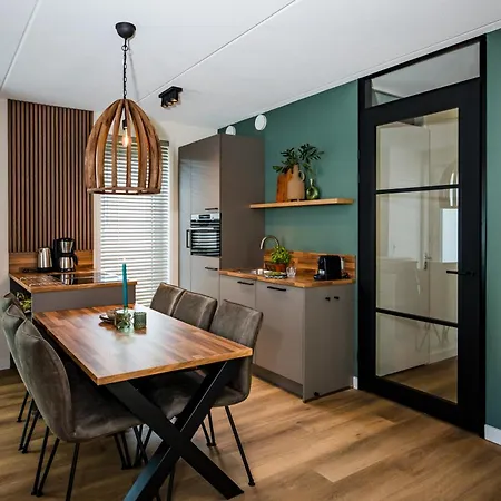 Recreatiewoning 'dwergarend' Op Gemoedelijk * Voorthuizen