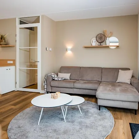 Recreatiewoning 'dwergarend' Op Christelijk Voorthuizen