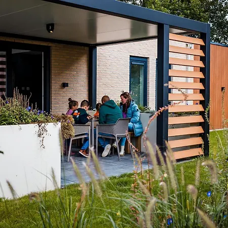 Casa de Férias Recreatiewoning 'dwergarend' Op Gemoedelijk *