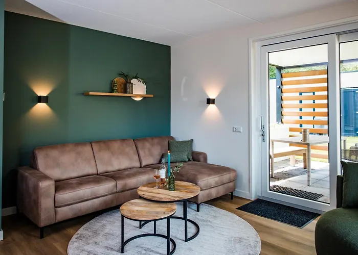 Holiday home Recreatiewoning 'dwergarend' Op Gemoedelijk *