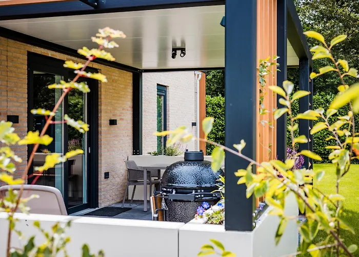 Holiday home Recreatiewoning 'dwergarend' Op Gemoedelijk