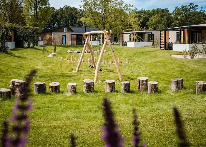 Holiday home Recreatiewoning 'dwergarend' Op Gemoedelijk *