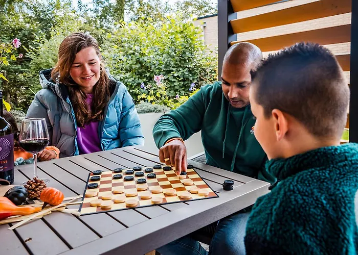 Recreatiewoning 'dwergarend' Op Gemoedelijk