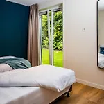 Recreatiewoning 'dwergarend' Op Gemoedelijk Ferienhaus