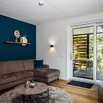 Recreatiewoning 'dwergarend' Op Gemoedelijk Ferienhaus