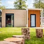 Ferienhaus Recreatiewoning 'dwergarend' Op Gemoedelijk Voorthuizen