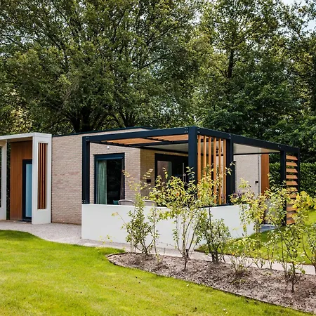 Casa de Férias Recreatiewoning 'dwergarend' Op Gemoedelijk Voorthuizen